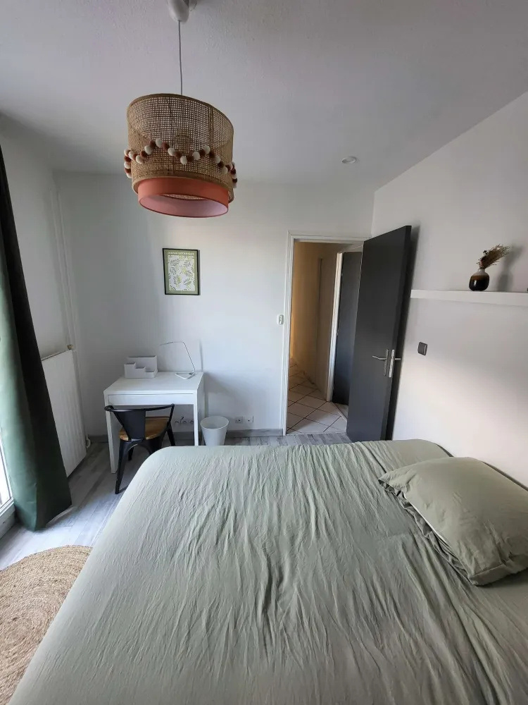 chambre-avec-bureau