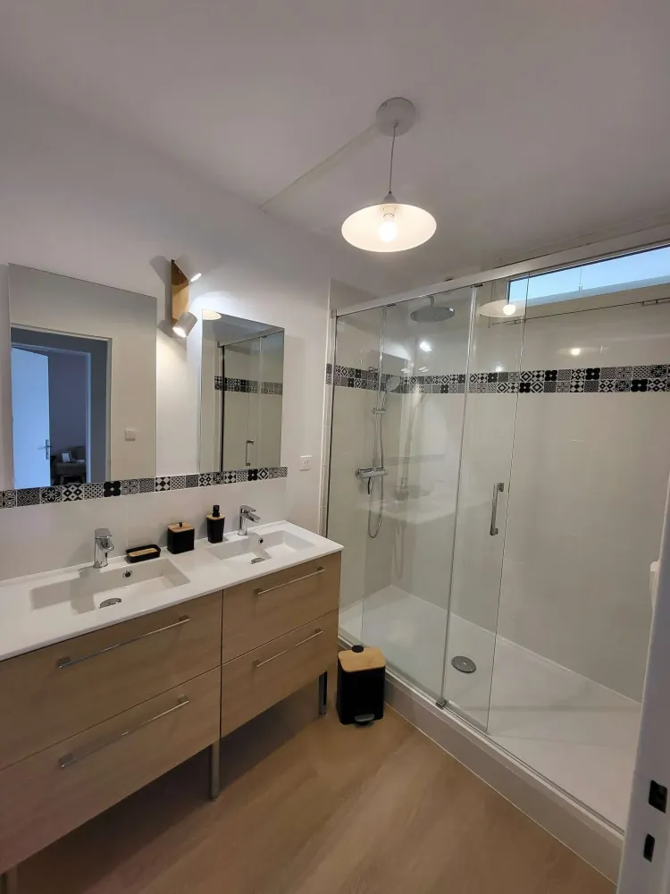salle-de-bain-colocation-bordeaux-sud.jpg
