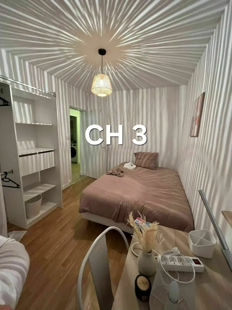 chambre-avec-penderie-coloc-bordeaux-sud.jpg