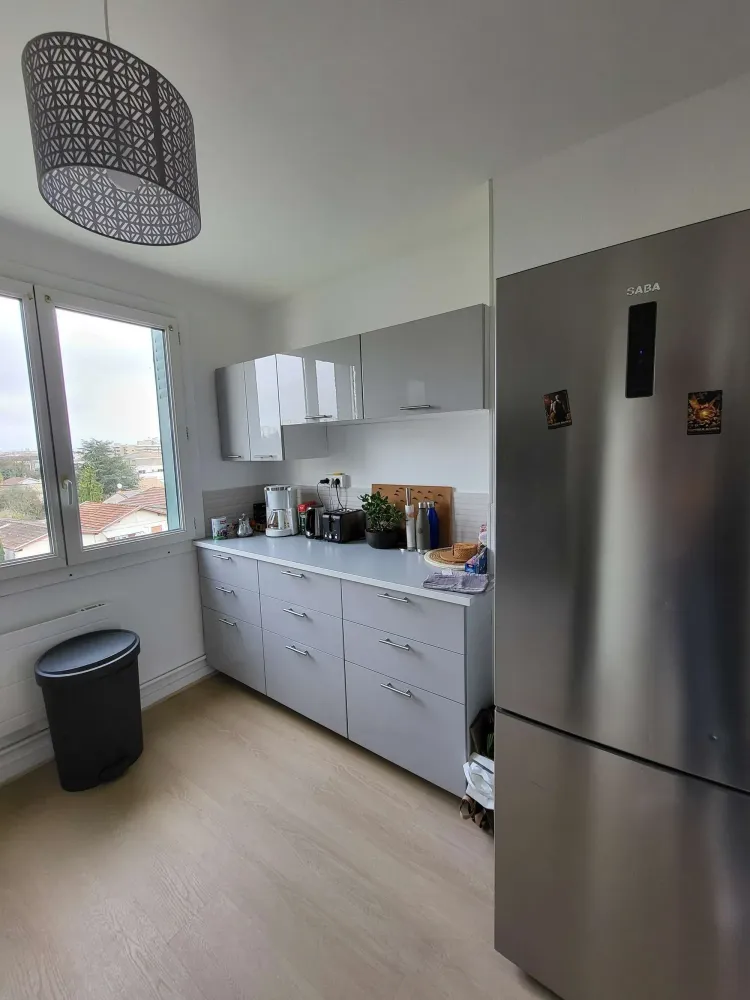 cuisine-compacte-colocation-bordeaux-sud.jpg