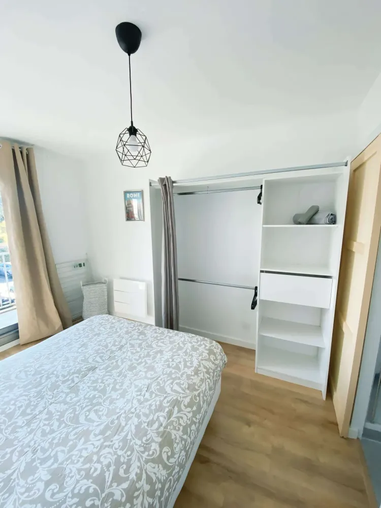 r1-chambre-style-contemporain-coloc-bordeaux-sud.jpg