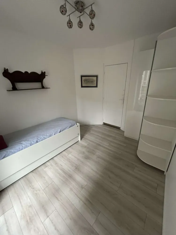 ec1-chambre-colocation-bordeaux-centre.jpg