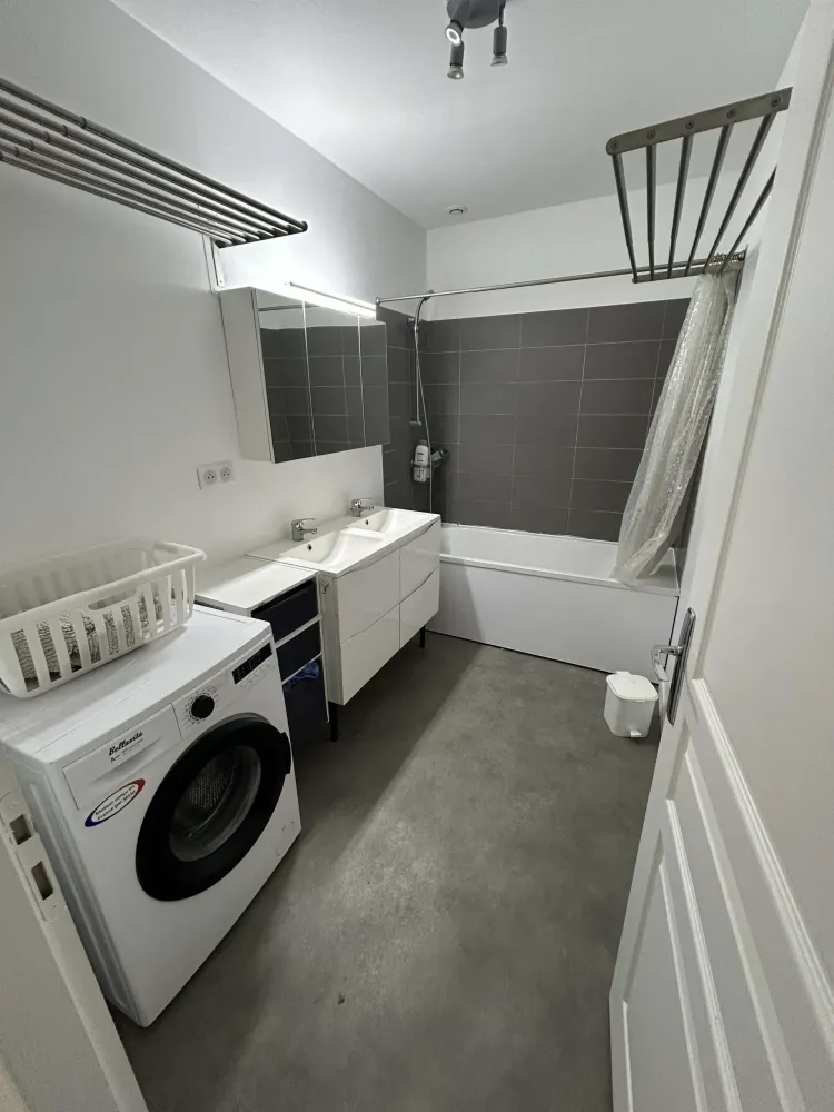 ec1-salle-eau-renovee-appartement.jpg